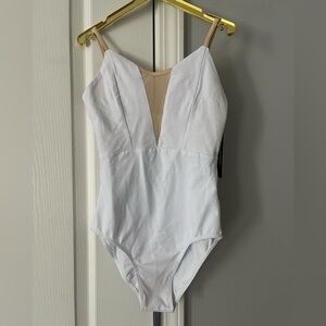 Da’Dance white Leotard Ballet NWT
